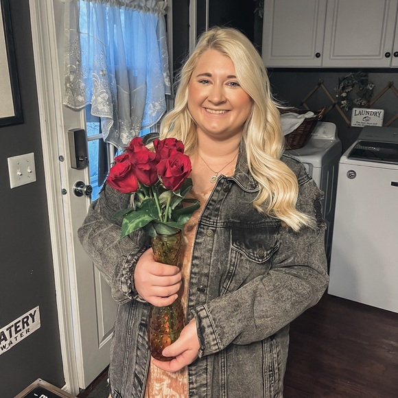 Meet Madison 💗 - Picture 4 of 5